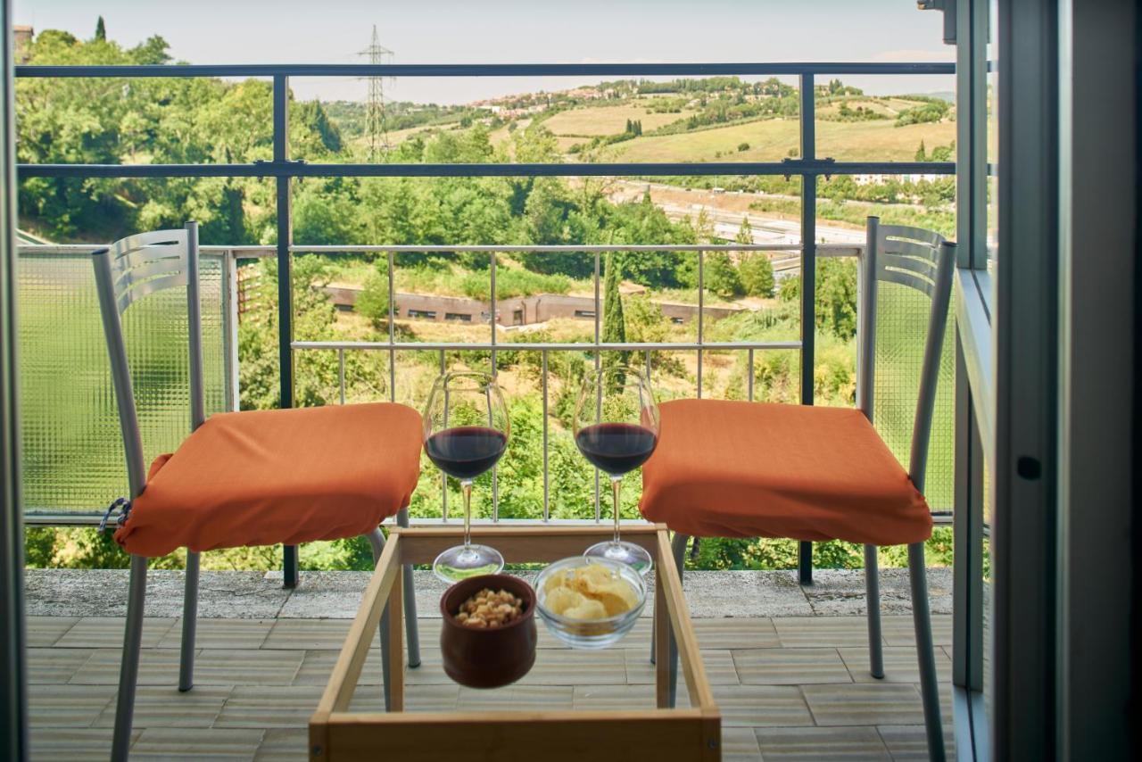 Azure Spot In Siena Centre - Apt Centrale Con Balcone Exterior photo